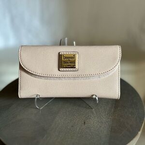 Dooney and Bourke Saffiano Leather Wallet in OYSTER